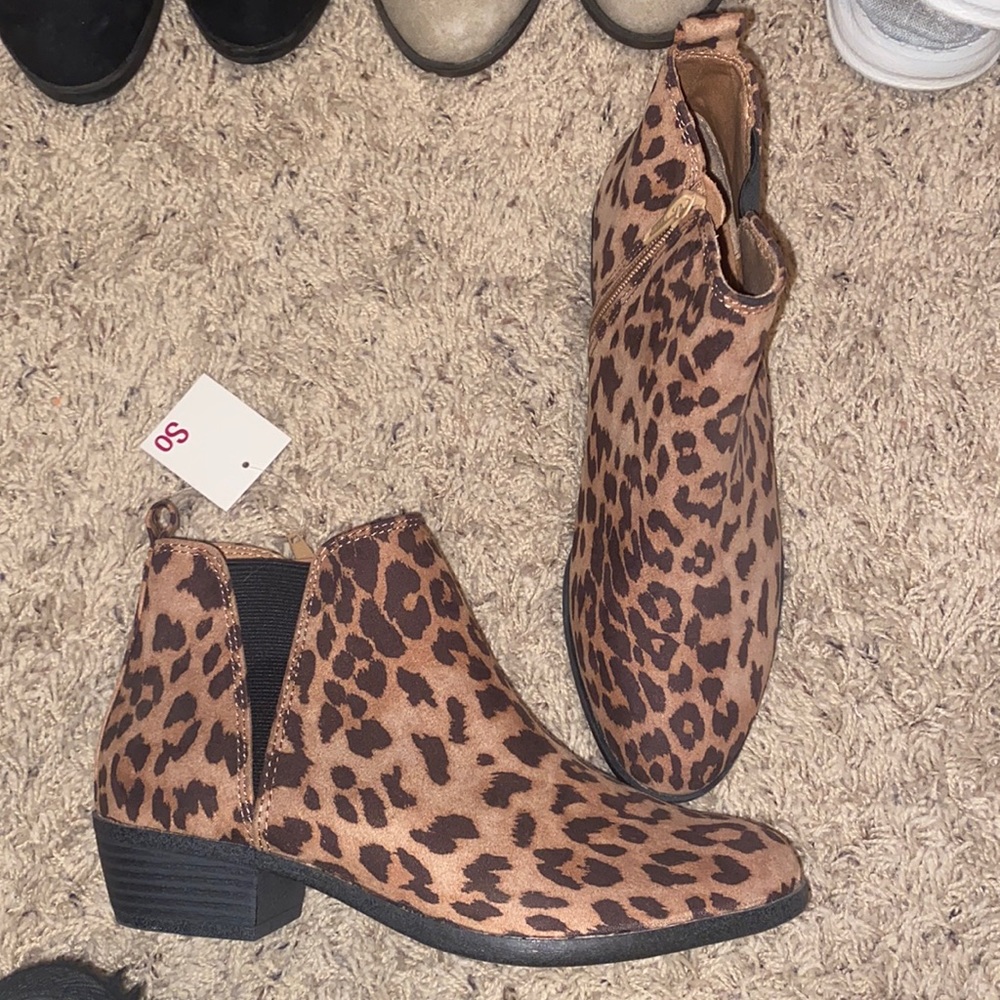 Brand new cheetah print booties